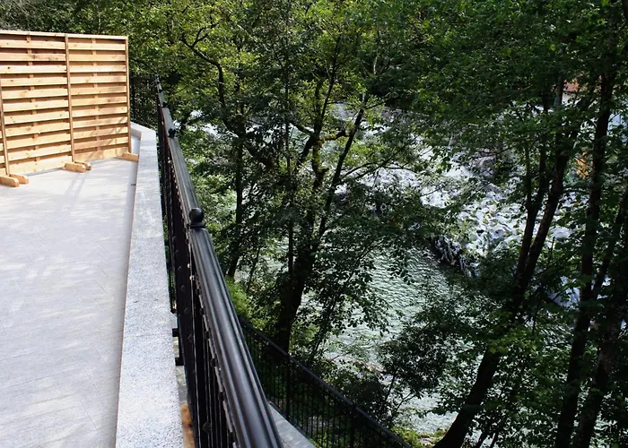 Riverside Rustic Ridge With Balcony - Two Bedroom With Balcony Slap ob Idrijci